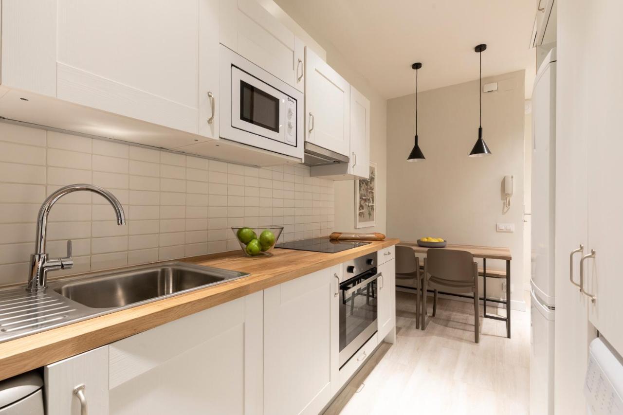 ברצלונה Aspasios Gracia Apartments מראה חיצוני תמונה